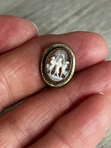 Antiker geschnitzter Kamee Ring nur Oberteil Ohrring 3 griechische Tänzer Musen - Bild 1 von 3