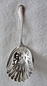 Plymouth Watson Sterling Silver Pierced Bowl Almond Scoop Server - Picture 1 of 2