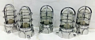 Feux de montage sur navire en aluminium massif style vintage coulée... - Photo 1/4