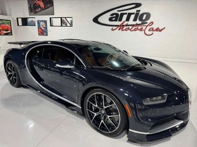 2020 Bugatti Chiron Sport  Foto 1 de 4