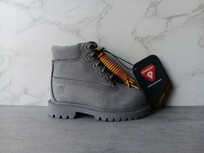 BOTA TIMBERLAND NIÑO 6 PULGADAS PREMIUM 'GRIS MONOCROMÁTICO' A16ZB Foto 1 de 4