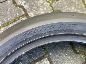 Pirelli SLICK Diablo Superbike SC2 140/70R17 DOT 0224 NEU - Bild 1 von 5
