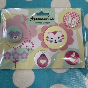 Cute Metal Button Badge set, 5 X Printed badges Cat Bird By Accessorize Xmas - Picture 1 of 9