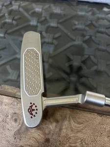 Scotty Cameron Studio Newport - Picture 1 of 6