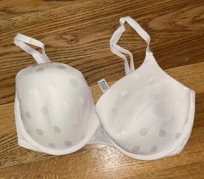 Victoria's Secret PINK Wear Everywhere Lightly Lined T Shirt Bra White Dots 34DD - Image 1 of 4