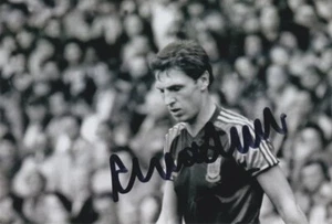 ALVIN MARTIN HANDSIGNIERTES 6X4 FOTO WEST HAM UNITED FOOTBALL AUTOGRAMM 2 - Bild 1 von 1