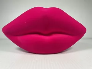 Labios Fucsia Rosa Caliente Decoración Decorativa 9” x 5” Día de San Valentín Nuevo - Imagen 1 de 4