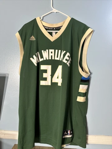 milwaukee bucks giannis antetokounmpo jersey #34 Size XXL Cover