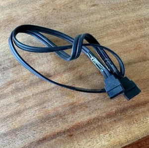 HP SATA Data 24" Cable - #611894-007 - Straight Ends - Black Flat - Picture 1 of 5