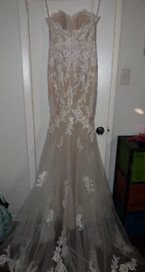 wedding dress Size 6 - Picture 1 of 7