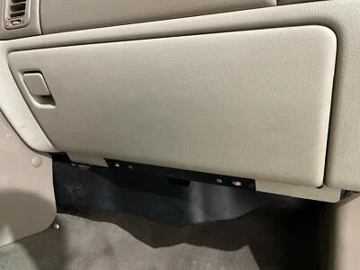 2002 - 2006 Chevy Avalanche 2500 Tan-522 compartimento de armazenamento caixa de luvas - Imagem 1 de 2