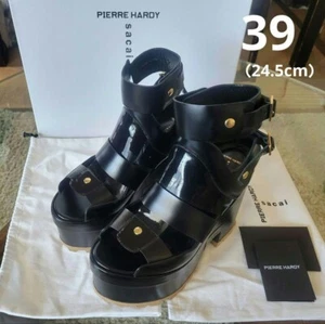 Sandalias de plataforma sacai x PIERRE HARDY de cuero y charol esmaltado en negro talla 39 - Imagen 1 de 18
