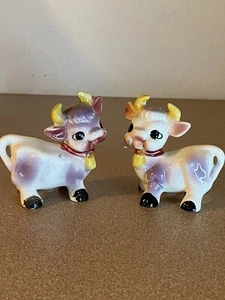 Vintage Elsie Cow Anthropomorphic Salt and Pepper Shaker Excellent Condition - Picture 1 of 9