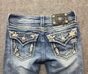 Miss Me Capris Womens 25x20 Regular Fit Low Rise Distressed Stretch Flap Pockets - Picture 1 of 14