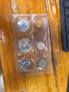 Philadelphia Proof U.S mint coin sets 1961 - Picture 1 of 2