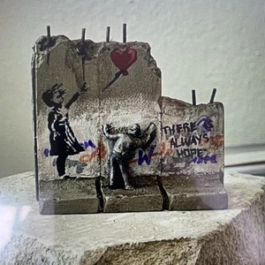 Girl with the red Balloon Banksy - Original From The Walled Off Hotel Bethlehem - Bild 1 von 3