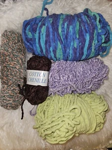 Lot Of 5 Skeins CHENILLE Thick Yarn, Mixed Colors, No Labels - Picture 1 of 5