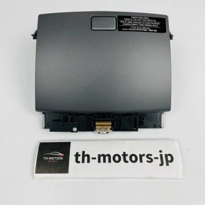 尼桑正品 350Z 2003 - 2004 中心仪表板导航隔层盖 68250-CD01A — 第 1/4 张图片