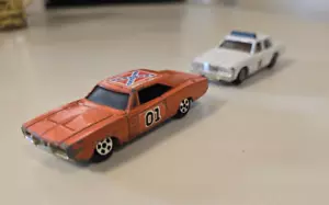 Vintage Dukes of Hazzard General Lee Sheriff Rosco 1/64 Scale -2 Cars #2 - Picture 1 of 9