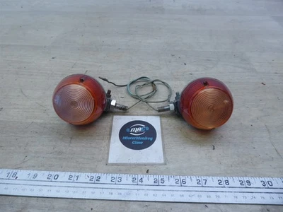 Yamaha YDS3 1966 Catalina Y21034) Juego intermitentes traseros izquierdo y derecho Foto 1 de 4