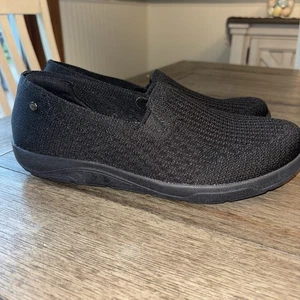 SKECHERS Women’s Sz 11 AIR COOLED MEMORY FOAM NWOB - Picture 1 of 7