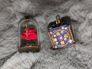 2 Vintage Dollhouse Size Small Ornaments Rose & Cube - Picture 1 of 3