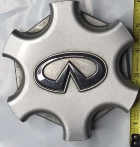 99-03 Infiniti QX4 Center Wheel Hub Cap Rim Cover Dust OEM - Picture 1 of 3