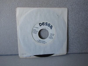 YOUNG,ROGER 7"vinyl...SKIP A ROPE/same...DESSA...VG+...'79 - Picture 1 of 2