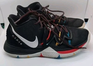 Größe 10,5 - Nike Kyrie 5 Friends - AO2918-006 - Bild 1 von 7