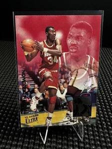 1993-94 Fleer Ultra #8 Hakeem Olajuwon Rebound Kings #8 of 10 - Picture 1 of 2