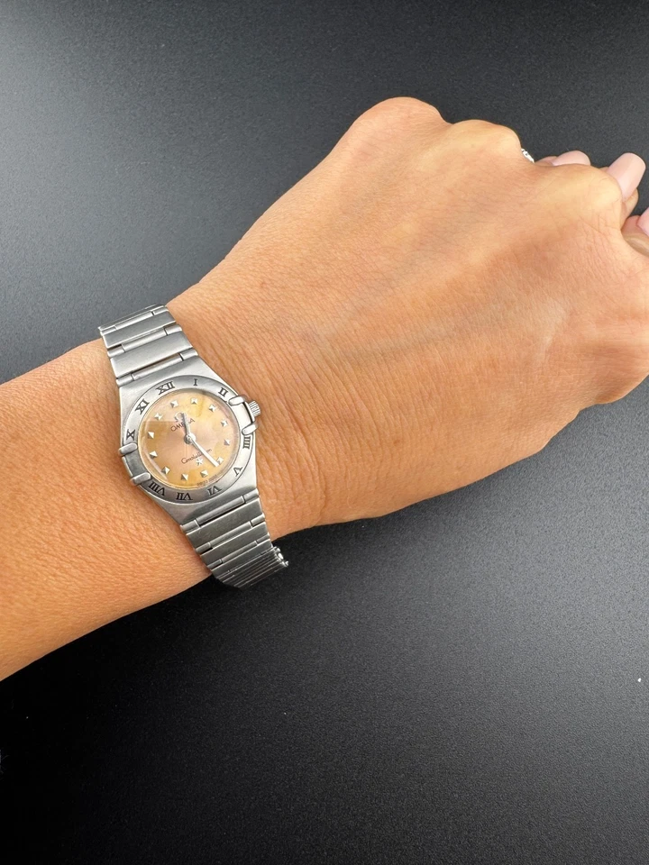 Подлинный. Женский циферблат Omega Constellation из нержавеющей стали с изображением лосося, 1998 г. — отремонтированный - Изображение 1 из 4