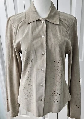 New Frontier,, Shacket Womens  Light Tan, Die Cut,Genuine Suede Snap Front  Sz S - Image 1 of 4