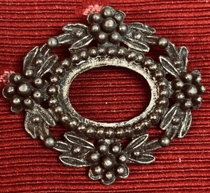 Broche prendedor ovalado vintage de latón y cuentas diseño floral años 40 - Imagen 1 de 4