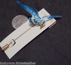 Seagull Stickpin, Large Blue & White Flying Sea Bird, New on Card - Picture 1 of 2