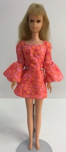 Francie Puppe #1170 blond Twist N Turn Japan mit Ohrringen, PJ Kleid *LESEN* - Bild 1 von 24