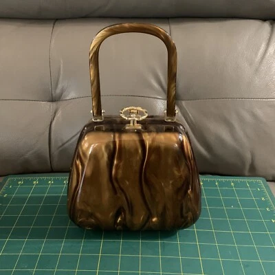 Bolsa vintage MCM STYLECRAFT olho de tigre LUCITE bronze marmoreado perolizado - Imagem 1 de 4