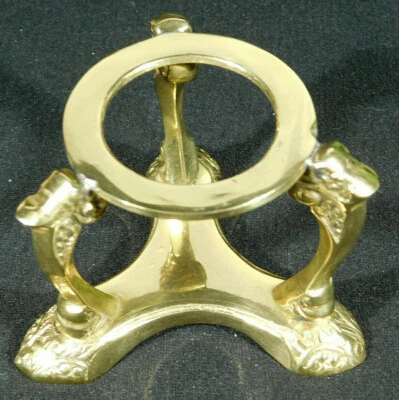 Soporte de exhibición de esfera de gran tamaño diseño de desplazamiento color latón pulido Foto 1 de 4