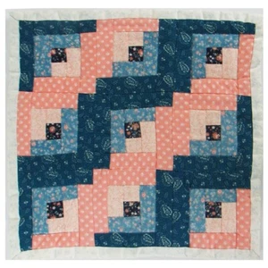 Quilted Square Pinks Blues 15-1/2" Placemat, Use in Quilt Sewing, Projects - Picture 1 of 7