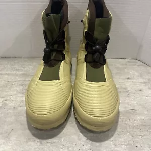 Chota NB700 Size 8 Tan And GreenWading Boots With SG700 Sleeves. EUC. - Picture 1 of 6