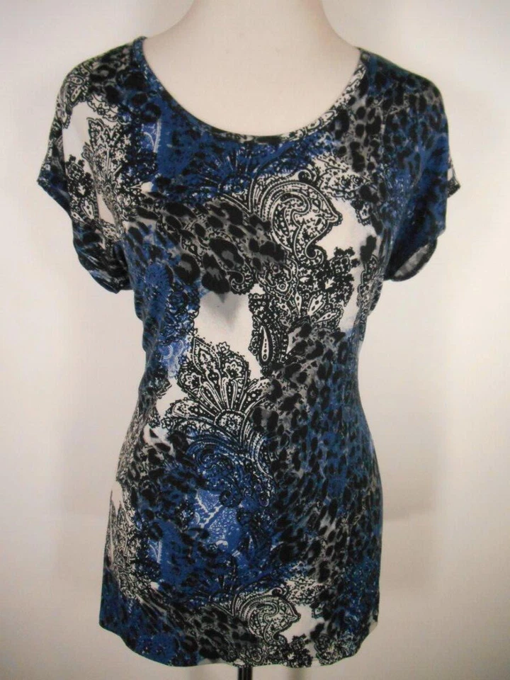 Hermosa Blusa Para Mujer Mediana De Colección Suzie Azul Diseño Paisley Manga Corta Foto 1 de 4