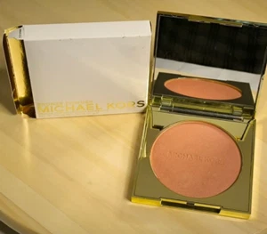 Michael Kors Bronze Powder a 95 Flush - Exklusiver Rouge mit edlem Finish - Bild 1 von 9