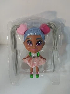 Hairdorables Shortcuts Jelly Hair Series Girl doll with jelly hair 4in. - Picture 1 of 1