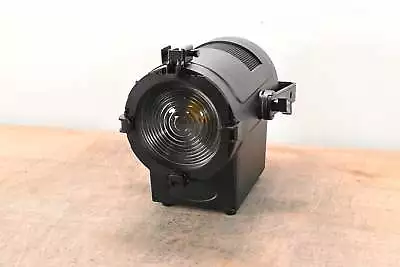 Elation KL Fresnel 6 CW 150W Cool White LED 6" Fresnel with Zoom CG01JWE - Image 1 of 4