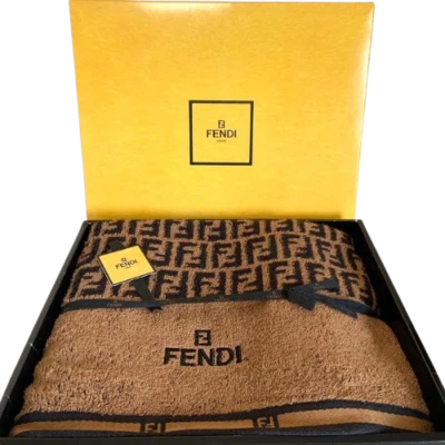 Полотенце для ванны FENDI хлопок монограмма 60 x 120 см Zucca узор в полоску коричневый w/коробка  - Изображение 1 из 4