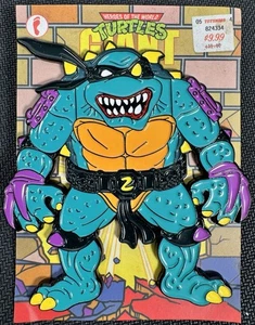 Giocattolo Snobs Retrò TMNT 3” Spilla Smaltata Slash Teenage Mutant Ninja Turtles - Foto 1 di 1