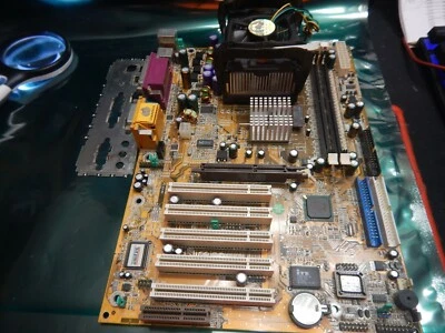 Chaintech Computer 9BJDO-C100C, Socket 478, Intel Motherboard +cpu NO MEMORY - Image 1 of 4
