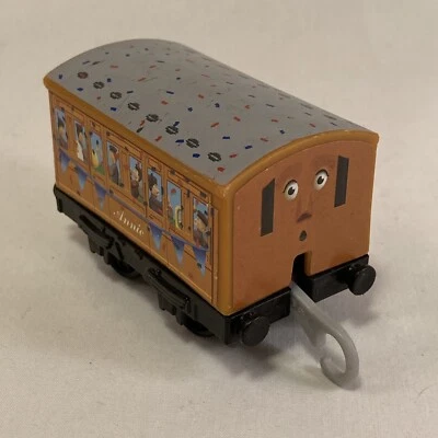 Thomas The Train Trackmaster Annie Passenger Coach Party Celebration 2013 TOMY - Image 1 of 4