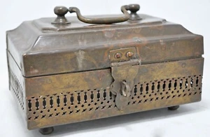 Antiguo Latón Corte Jali Tuercas de Betel Supari Caja Original Antiguo Hecho a Mano Grabado - Imagen 1 de 10