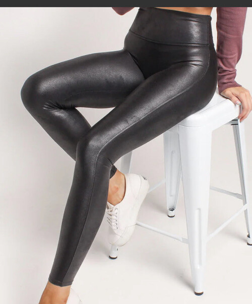 Cool Wholesale shiny leggings black In Any Size And Style