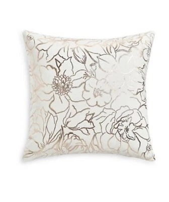 Whim by Martha Stewart 2 件套花卉剪影 18 英寸 x 18 英寸装饰枕头 — 第 1/4 张图片